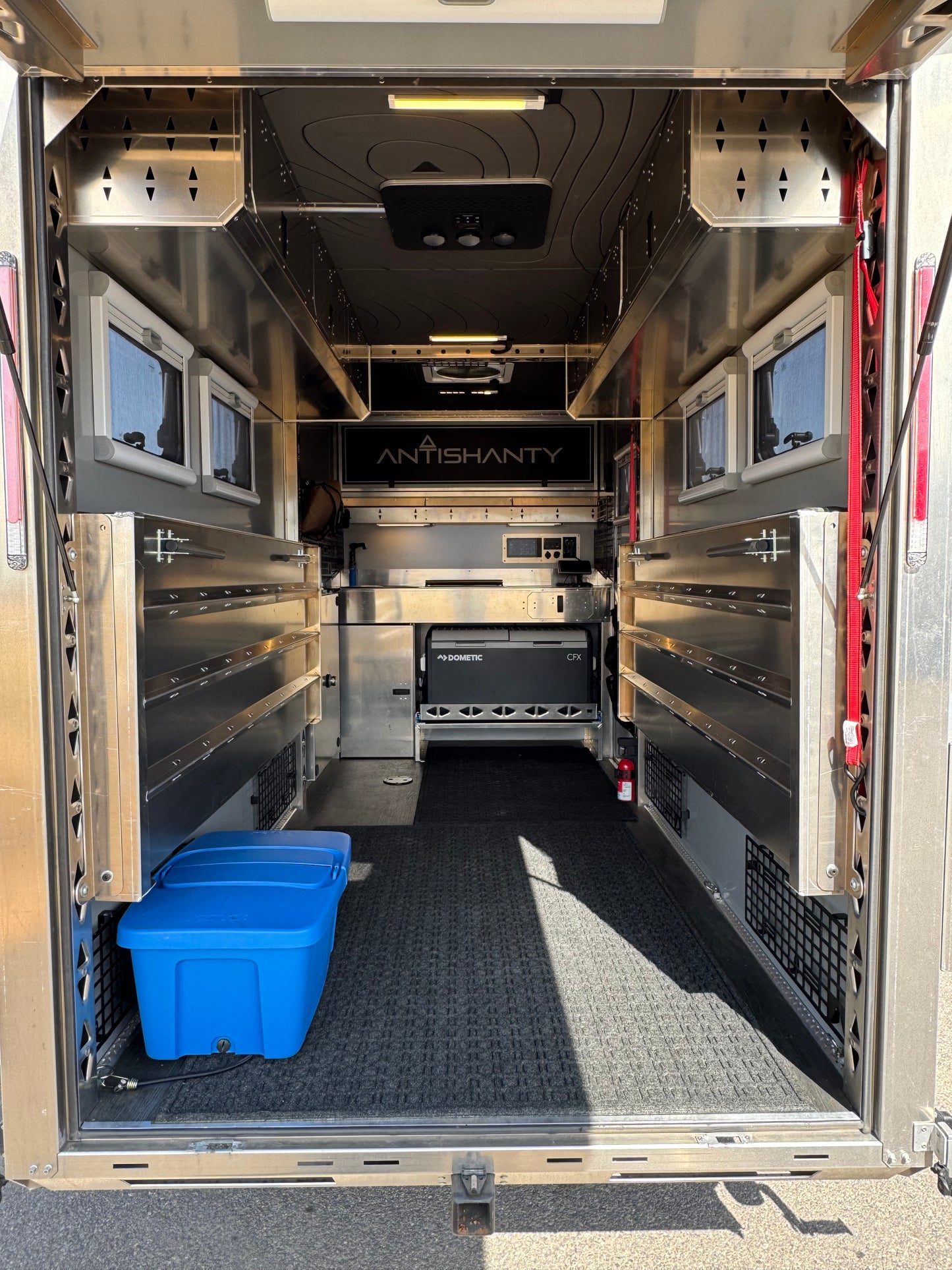 2024 RR-1 LIMITED SHOW UNIT W/ ADD-ONS