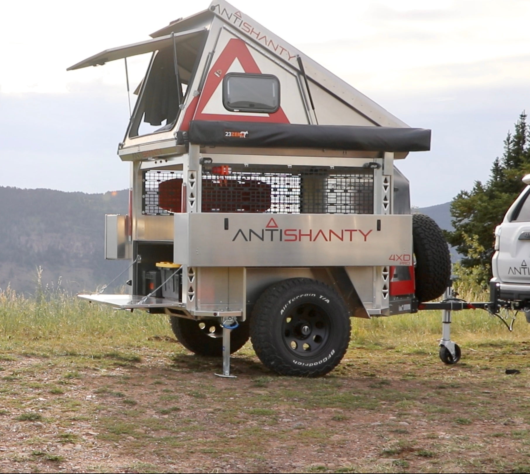 ANTISHANTY Ultimate Off Road Travel Trailer