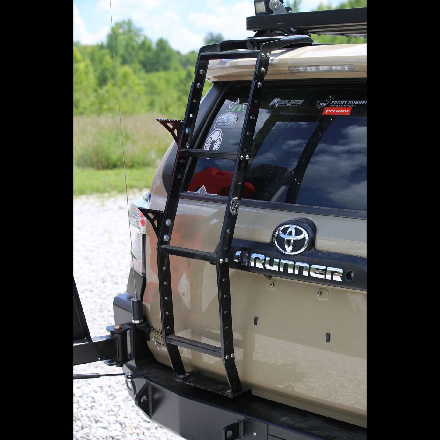 Summit Hatch Ladder Side Step / 5th Gen / 2010+