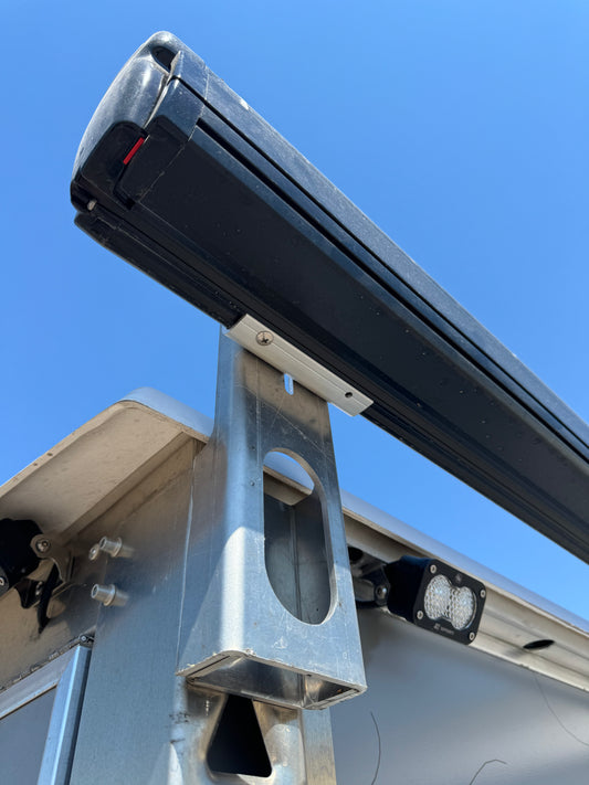 Awning w/Brackets