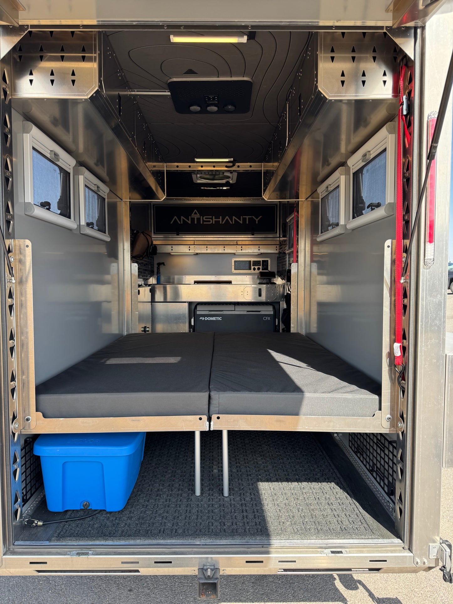 2024 RR-1  LIMITED SHOW UNIT W/ ADD-ONS